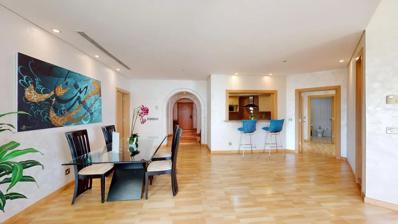 3 Bedroom Apartment In Palm Jumeirah, With Private Beach Access Dubai
