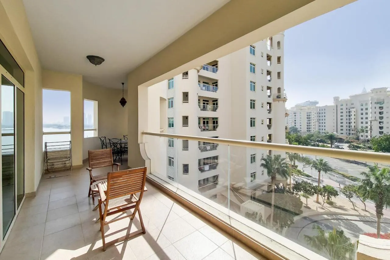 3 Bedroom Apartment In Palm Jumeirah, With Private Beach Access Dubai