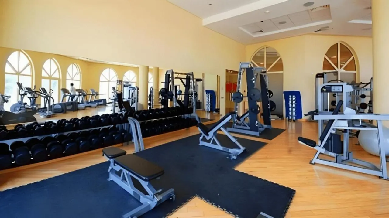 3 Bedroom Apartment In Palm Jumeirah, With Private Beach Access Dubai
