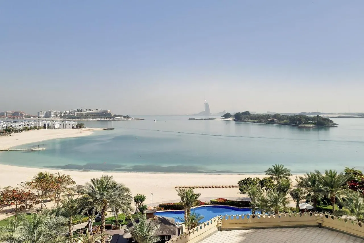 3 Bedroom Apartment In Palm Jumeirah, With Private Beach Access دبي الإمارات العربية المتحدة